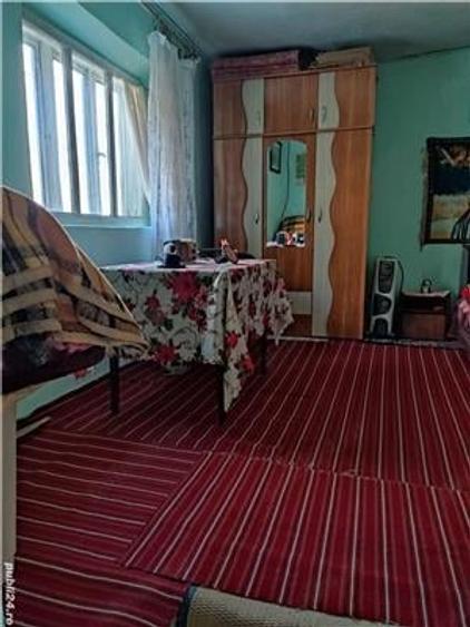 Casă cu 4 camere cu Teren 2200 Mp în Babadag