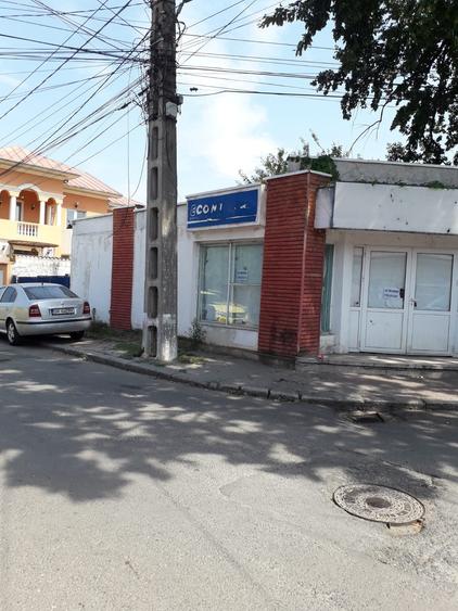 Spațiu comercial, de 130 mp, în Central