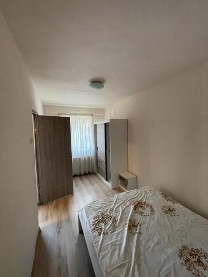 Garsonieră nedecomandată, mobilată în Săsar