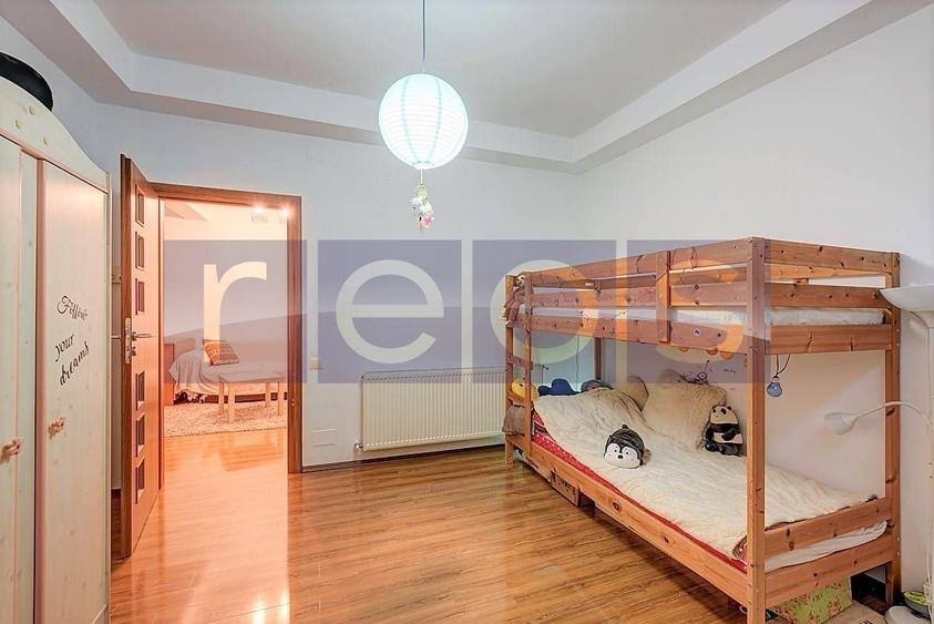 Apartament cu 3 camere decomandat, mobilat în Dămăroaia