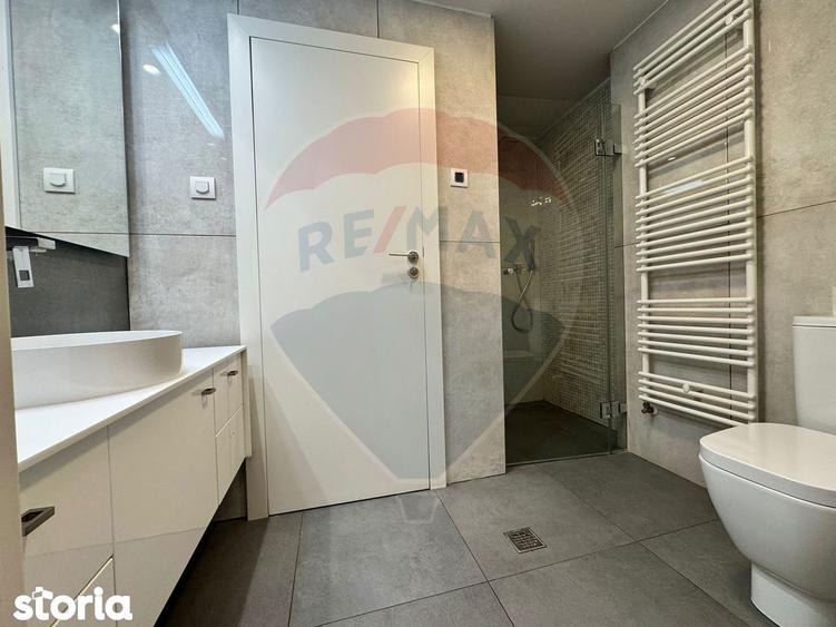 Apartament cu 5 camere, mobilat în Aviatorilor