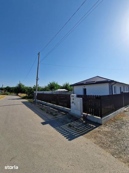 Casă cu 4 camere cu Teren 330 Mp în Ciorogârla