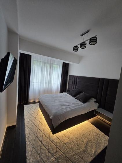 Apartament cu 2 camere decomandat, mobilat în Brâncoveanu
