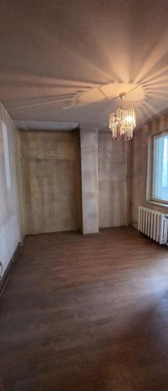 Apartament cu 3 camere decomandat în Centrul Civic