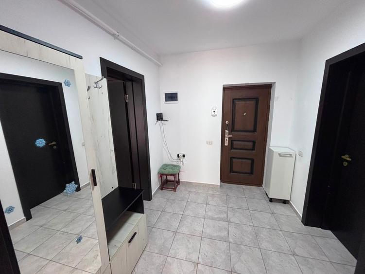 Apartament cu 2 camere decomandat, mobilat în Sânpetru