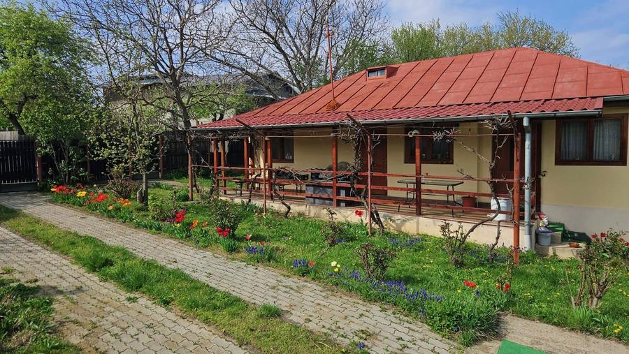 Casă cu 3 camere în Exterior Vest