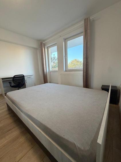 Apartament cu 3 camere decomandat în Zorilor