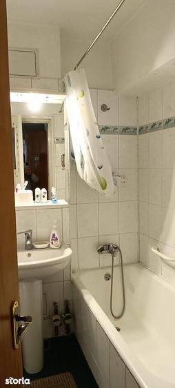 Apartament cu 4 camere în Pantelimon