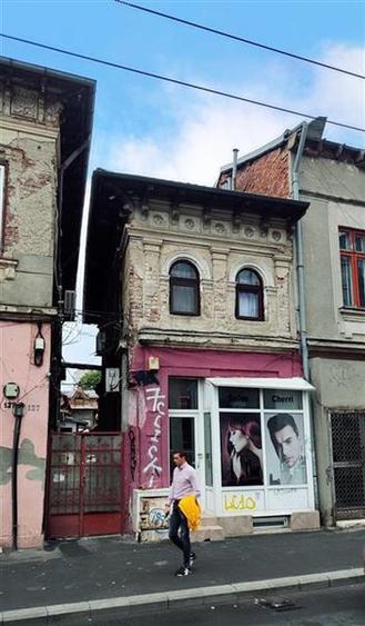Spațiu comercial, de 37 mp, în Central