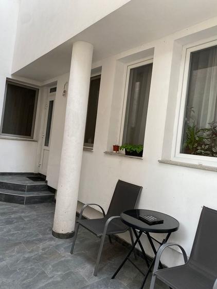 Casă cu 3 camere în Central