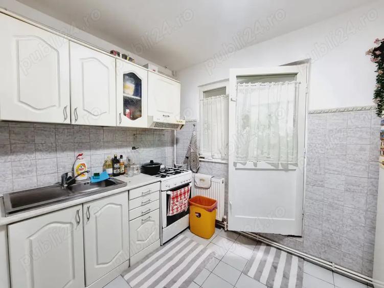 Apartament 2 camere decomandate Mazepa2 bl.LC etaj 1 - 10