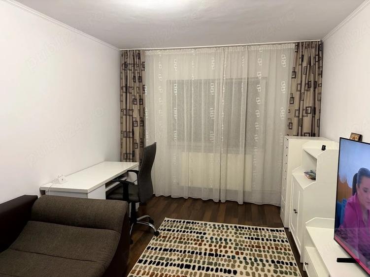 Apartament cu 2 camere decomandat în Exterior Vest