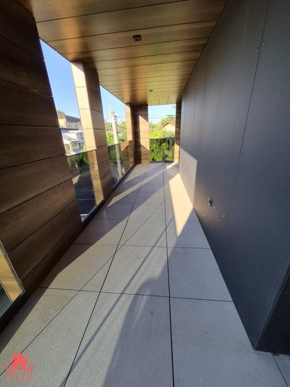 Apartament cu 3 camere semidecomandat, mobilat în Herăstrău
