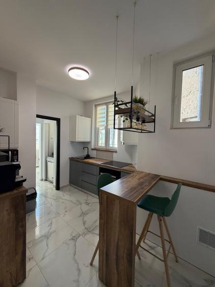 Apartament cu 4 camere circular, mobilat în Rosetti