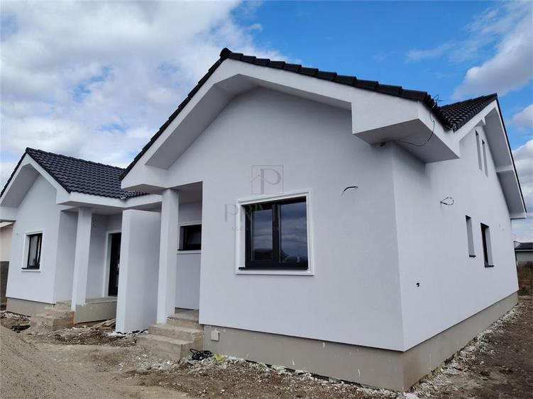 Duplex mansardabil - toate utilitatile - iluminat stradal - 1