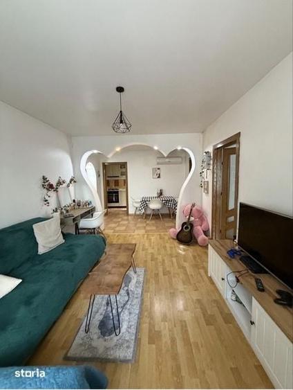 Apartament cu 3 camere în George Enescu