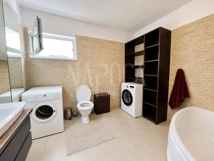 Apartament cu 4 camere semidecomandat în Între Lacuri