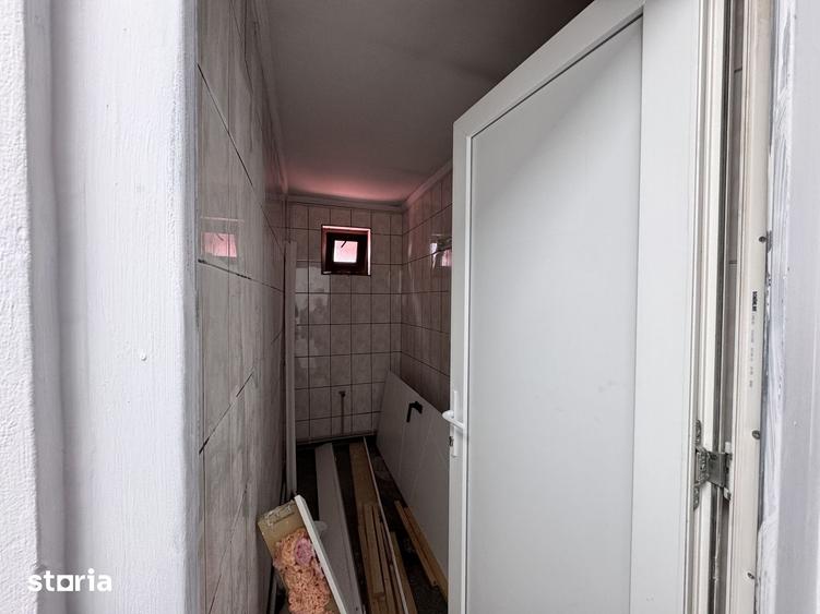 Spațiu comercial, de 250 mp, în Central