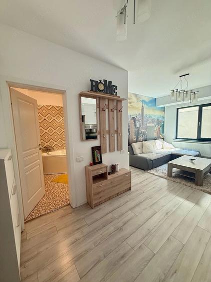 Apartament cu 2 camere semidecomandat în Domenii