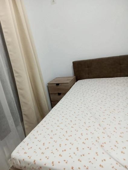 Apartament cu 2 camere decomandat în Titan