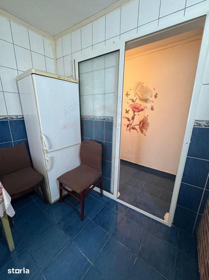 3oo Euro Inchiriere apartament o camera, parter - 1