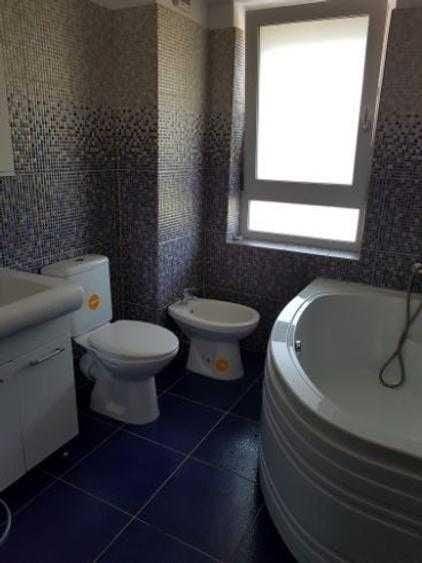 Apartament cu 2 camere semidecomandat în Cug