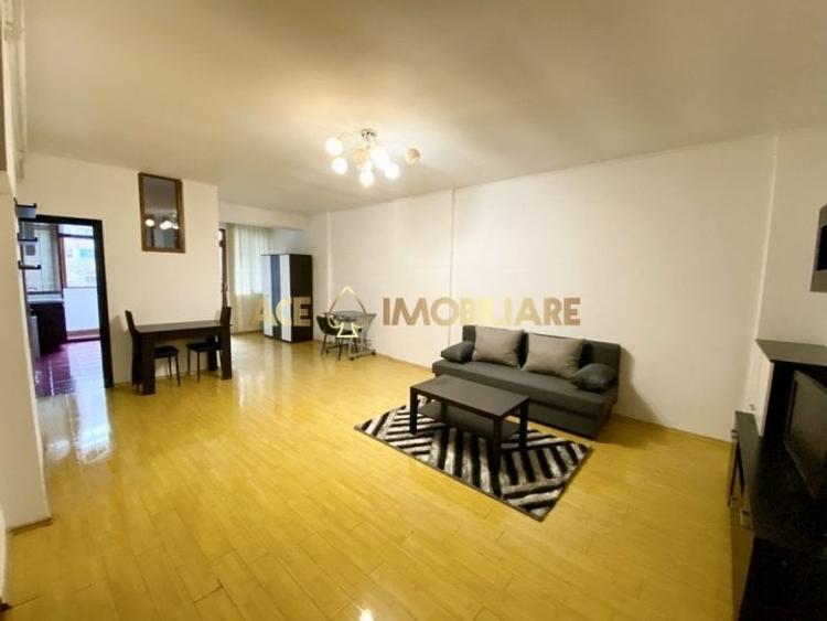 Apartament cu 2 camere semidecomandat, mobilat în Ghencea