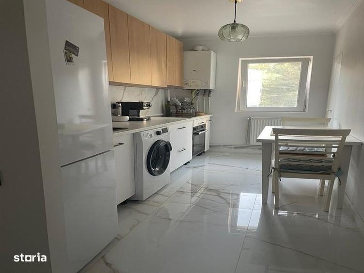 Apartament cu 2 camere decomandat în Plopilor