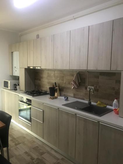 Apartament cu 3 camere decomandat în Nord