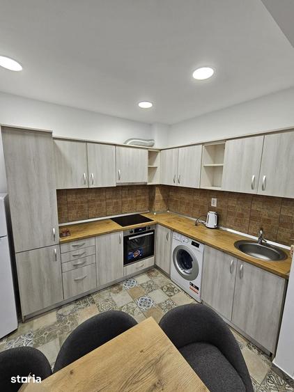 Apartament cu 3 camere în Orașul Nou