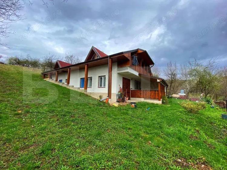 Casa deosebita cu 5 dormitoare, 115 mp, teren 2300 mp, zona Schit - 8