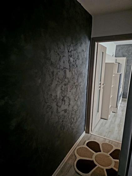 Apartament cu 2 camere semidecomandat în Micro 5