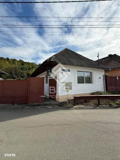 Casă cu 3 camere în Central