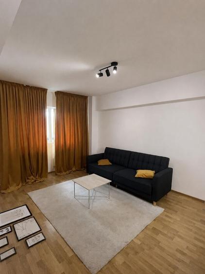 Direct Proprietar/ Prima inchiriere dupa renovare / 3 Camere /2 Bai , Vedere panoramica / Bloc solid / Transport la scara - 2