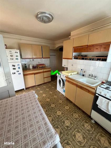 Casă cu 3 camere cu Teren 60 Mp în Lupeni