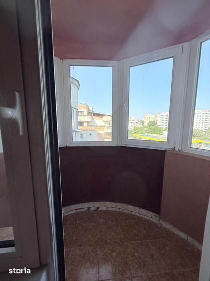 Apartament cu 3 camere în Canta