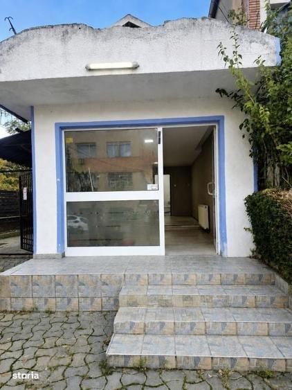 Spațiu comercial, de 30 mp, în Central