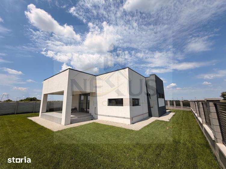 Casă cu 4 camere cu Teren 402 Mp în Aviatorilor