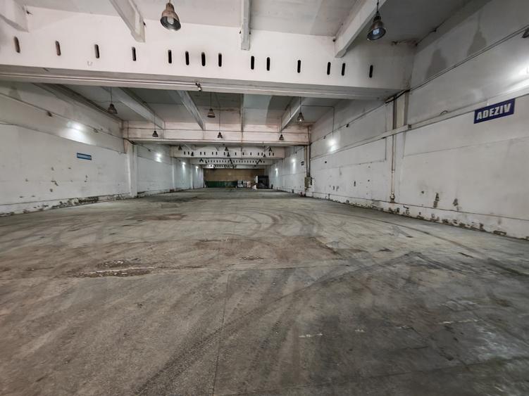 Spațiu industrial, de 1,377 mp, în Zona Industrială