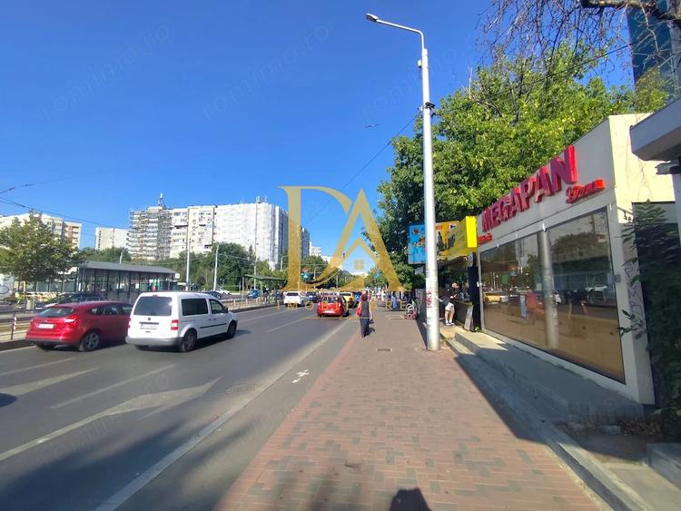 Spațiu comercial, de 40 mp, în Titan