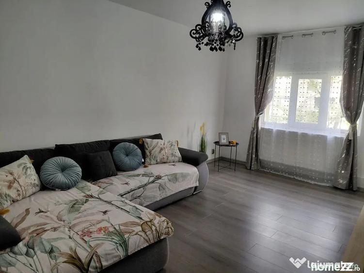 Apartament cu 2 camere decomandat în Mazepa 2