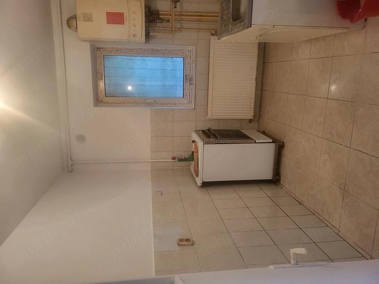 Apartament cu 2 camere decomandat în Pucioasa