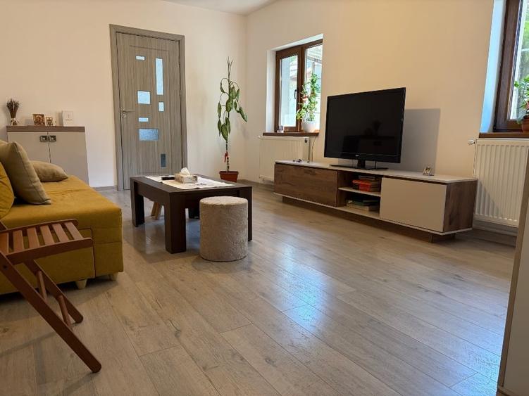 Casă individuală cu 2 camere cu Teren 233 Mp în Nord-Vest
