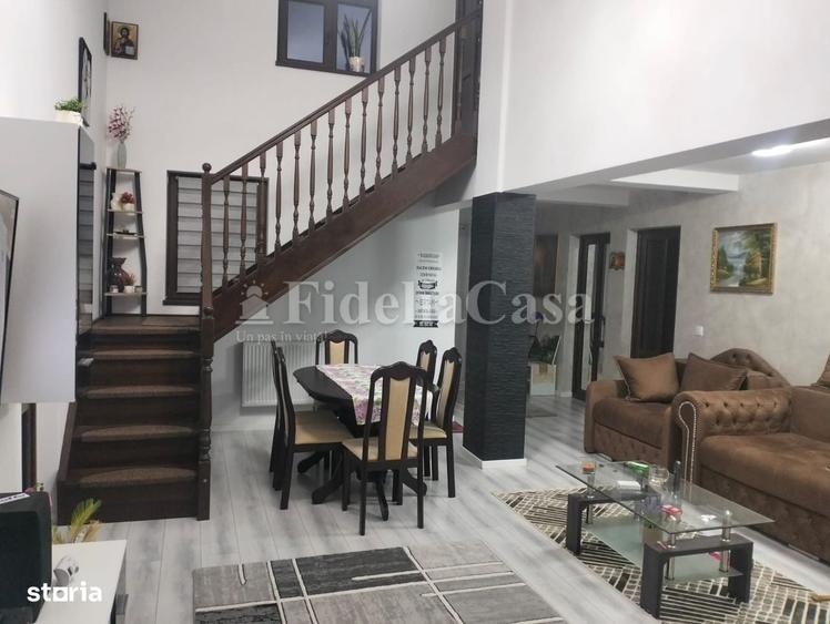Casă cu 4 camere în Breazu