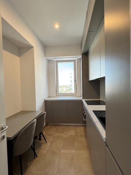 Apartament cu 2 camere semidecomandat, mobilat în Sisești