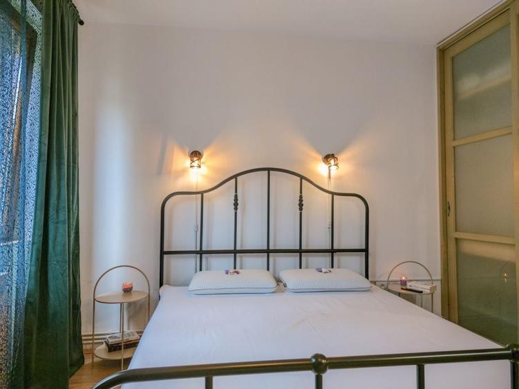 Apartament cu 2 camere semidecomandat, mobilat în Muncii