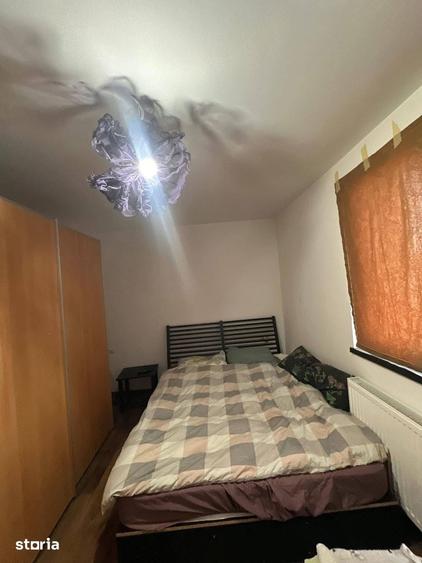Casă cu 5 camere cu Teren 500 Mp în Central
