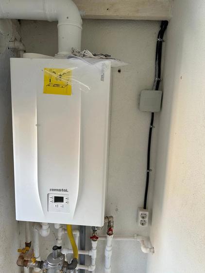 Casă cu 5 camere cu Teren 160 Mp în Rahova