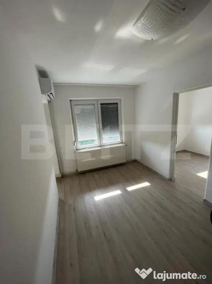 Apartament cu 2 camere semidecomandat în Solidarității