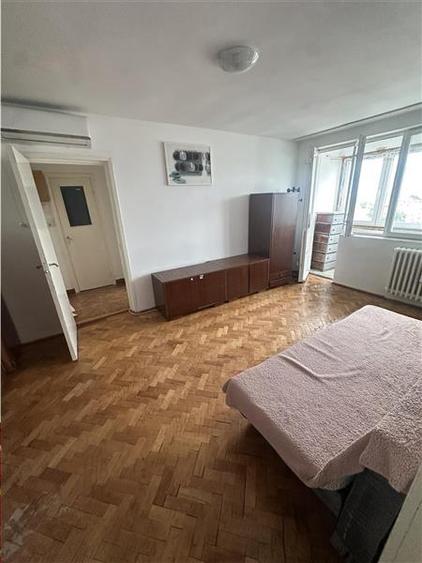 Apartament cu 2 camere semidecomandat în Circumvalațiunii